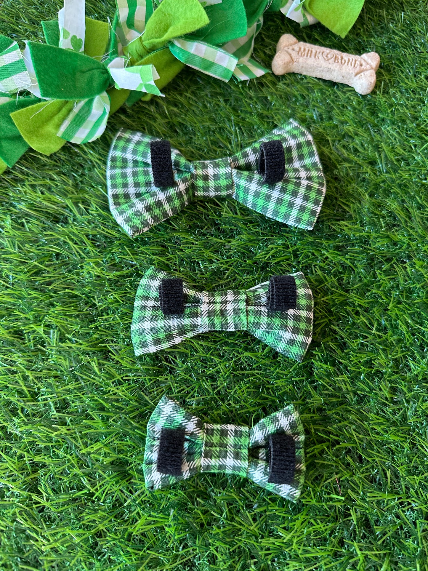 Plaid St. Patrick's Day Bow Tie
