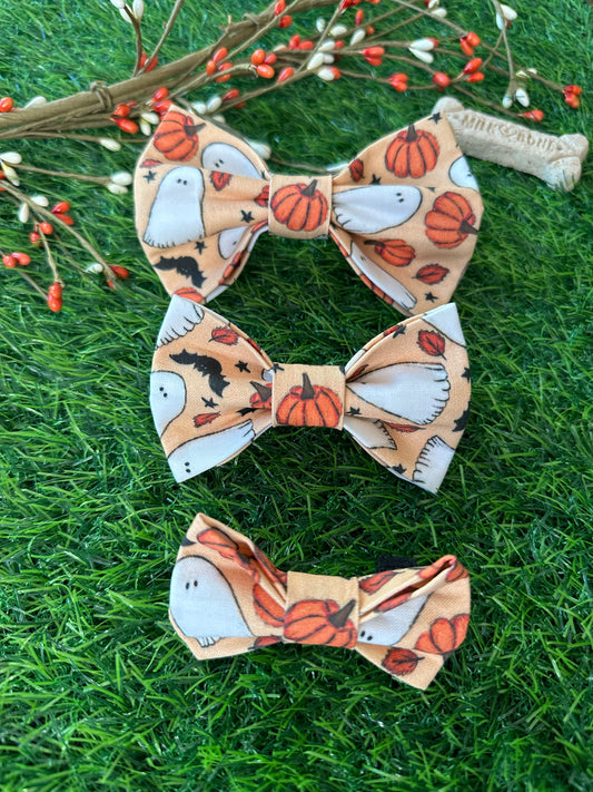 Ghosts, Bats & Pumpkins Bow Tie